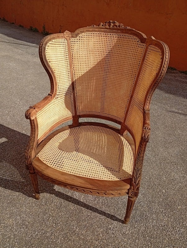 Poltrona con intreccio viennese